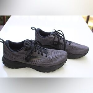 Brooks Revel shoes